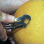 Survival Hairclip slicing orange peel
